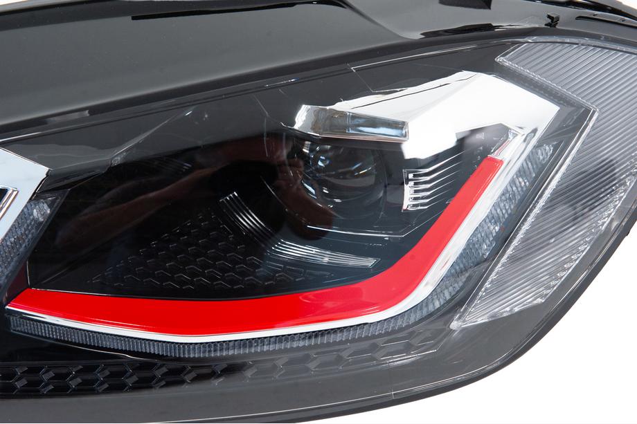Volkswagen Golf 7/E-Golf 2012–2020 Přední světlomety Red (2017-2020, 2 ks) Fotografie 6