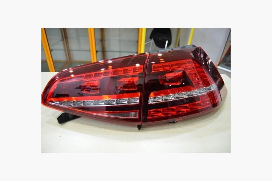 Volkswagen Golf 7/E-Golf 2012–2020 Zadní LED světla se sekvenčními směrovkami (2012-2017, 2 ks) Image