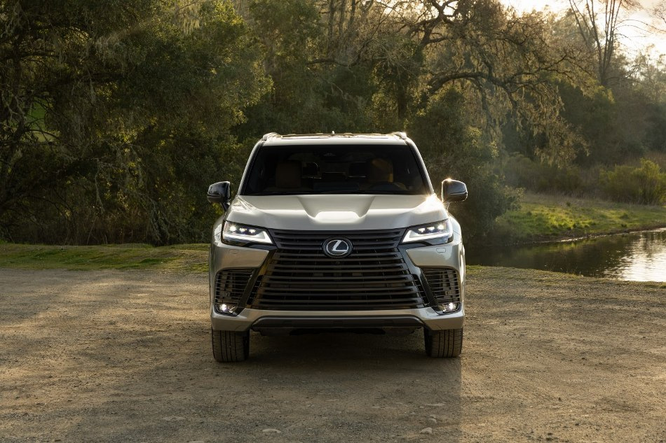 Recenze Lexus LX IV (J310): luxus a síla v novém provedení
