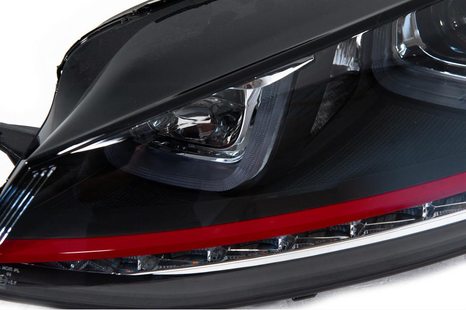 Volkswagen Golf 7/E-Golf 2012–2020 Přední světlomety Red-V2 (2012-2017, dynamické směrovky, 2 ks) Fotografie 12