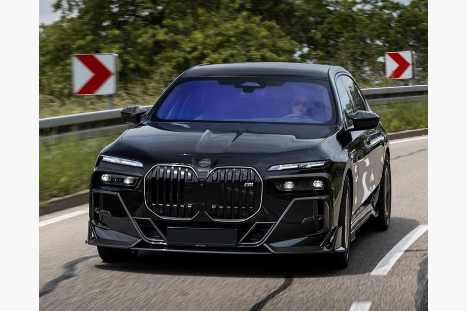 BMW řada 7 G70/G71 2022– Sada bodykitu MNSR-Style Carbon Image