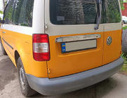 Volkswagen Caddy 2004–2010 Nerezová lišta nad SPZ (2dveř.) Bez nápisu, OmsaLine - italská nerezová ocel fotografie 1