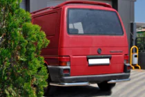 Volkswagen T4 Caravelle/Multivan 1990–2003 Zadní rohy AK003 (2 ks, nerez) fotografie 3