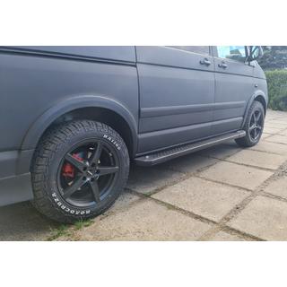 Boční nášlapy Allmond Black (2 ks, hliník) Volkswagen T5 Transporter 2003–2010 fotografie 1