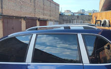 Porsche Cayenne 2003–2010 Střešní ližiny Skyport (šedé) fotografie 3