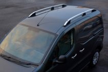 Peugeot Partner Tepee 2008–2018 Střešní ližiny Skyport (matná šedá) fotografie 1