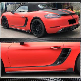 Boční prahy V1 (2016-2019, karbon) Porsche Boxster/Cayman 982 (718) 2016– fotografie 4