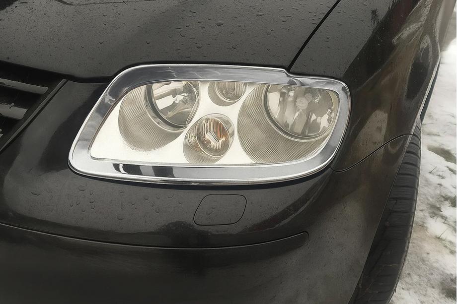 Volkswagen Caddy 2004–2010 Nerezové rámečky světlometů (2 ks) Image