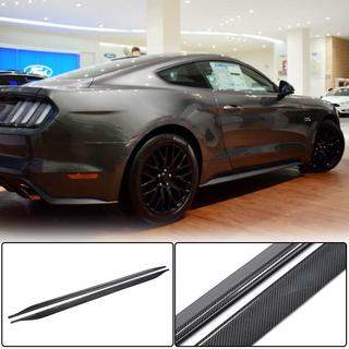 Boční prahy V1 (karbon) Ford Mustang 2015–2023 fotografie 1