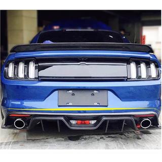 Difuzor zadního nárazníku V1 (2018-2021, karbon) Ford Mustang 2015–2023 fotografie 3
