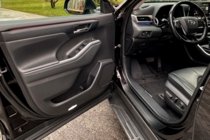 Toyota Highlander 2019– Boční nášlapy OEM (2024+, 2 ks, hliník) fotografie 9