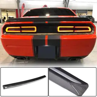 Spoiler (2008-2014, karbon) Dodge Challenger 2008–2023 fotografie 2