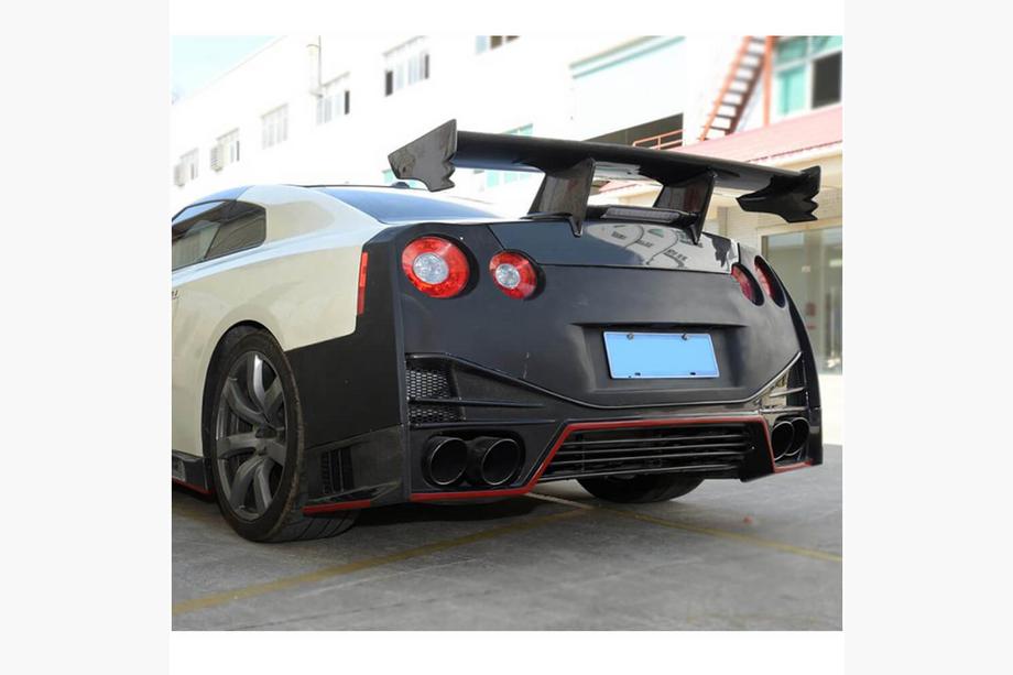 Nissan GT-R 2008–2025 Spoiler (2009-2015, karbon) Fotografie 2