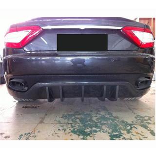 Difuzor zadního nárazníku (2007-2013, karbon) Maserati GranTurismo 2007–2019 fotografie 3