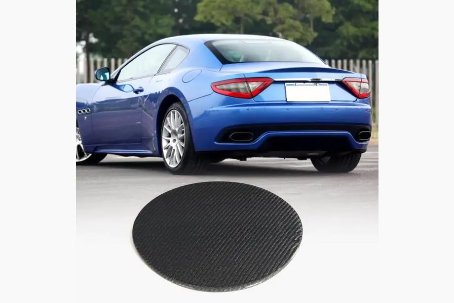 Maserati GranTurismo 2007–2019 Kryt víčka palivové nádrže (karbon) Image