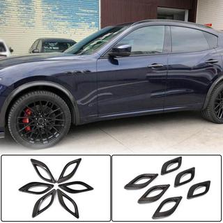 Karbonové nástavce na přední blatníky (2013-2017) Maserati Quattroporte 2013–2023 fotografie 1