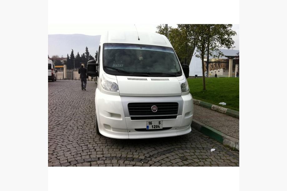 Fiat Ducato 2006–2025 Přední spoiler nárazníku 2006-2014 (3dílný, k lakování) Fotografie 2