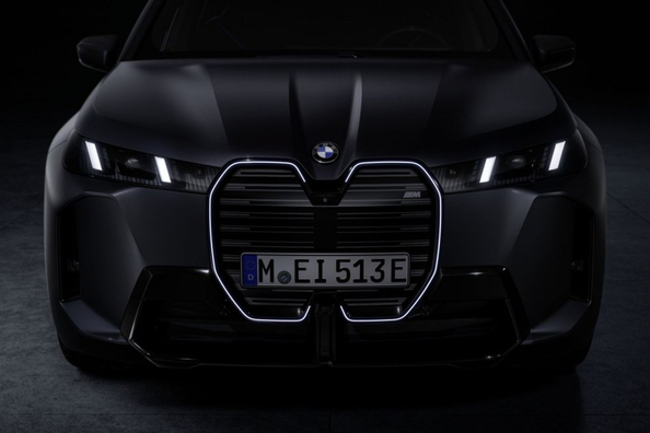 Test BMW iX M70: Elektrická síla ve sportovním provedení
