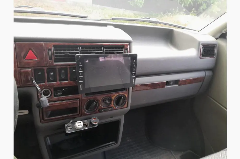 Volkswagen T4 Transporter 1990–2003 Kryty palubní desky (1999-2003) Fotografie 15
