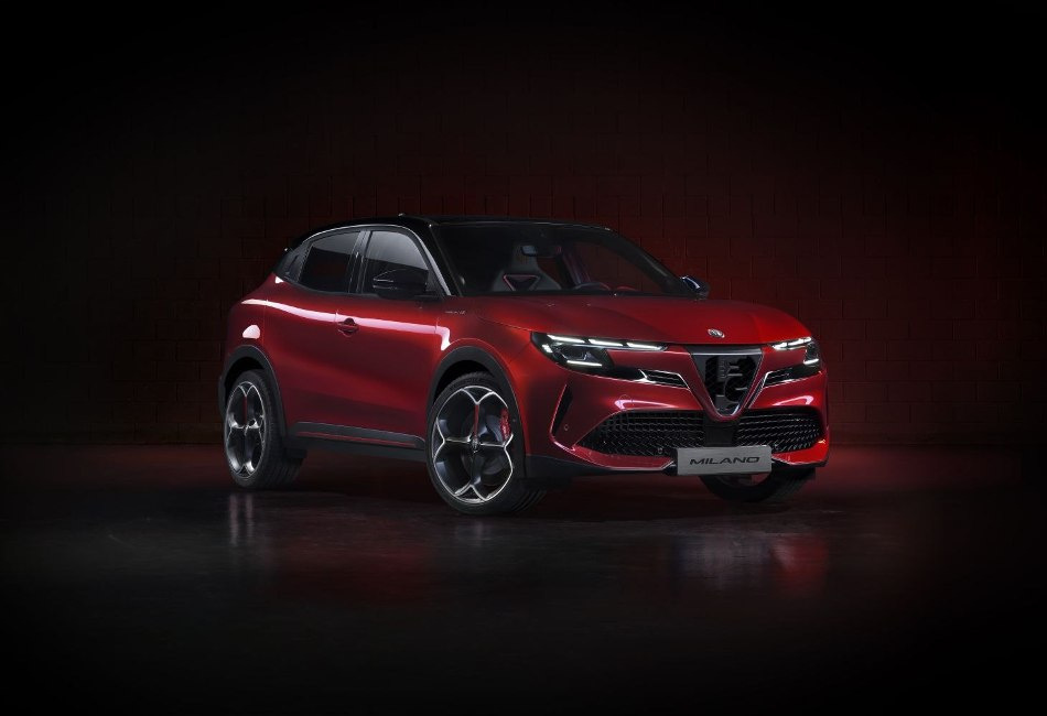 Alfa Romeo Junior Electric: Recenze kompaktního elektrického crossoveru