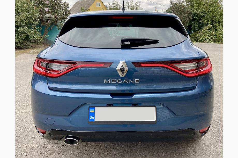 Renault Megane IV 2016–2025 Nápis Megane 908923633r (270 mm x 25 mm) Image