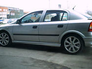 Opel Astra G Classic 1998–2012 Boční prahy HB (k lakování) fotografie 4
