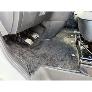Textilní autokoberce Deluxe (2 ks, černé) fotografie 1