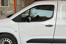 Peugeot Partner/Rifter 2019– Vkládací deflektory oken Niken Luxury (2 ks) fotografie 3