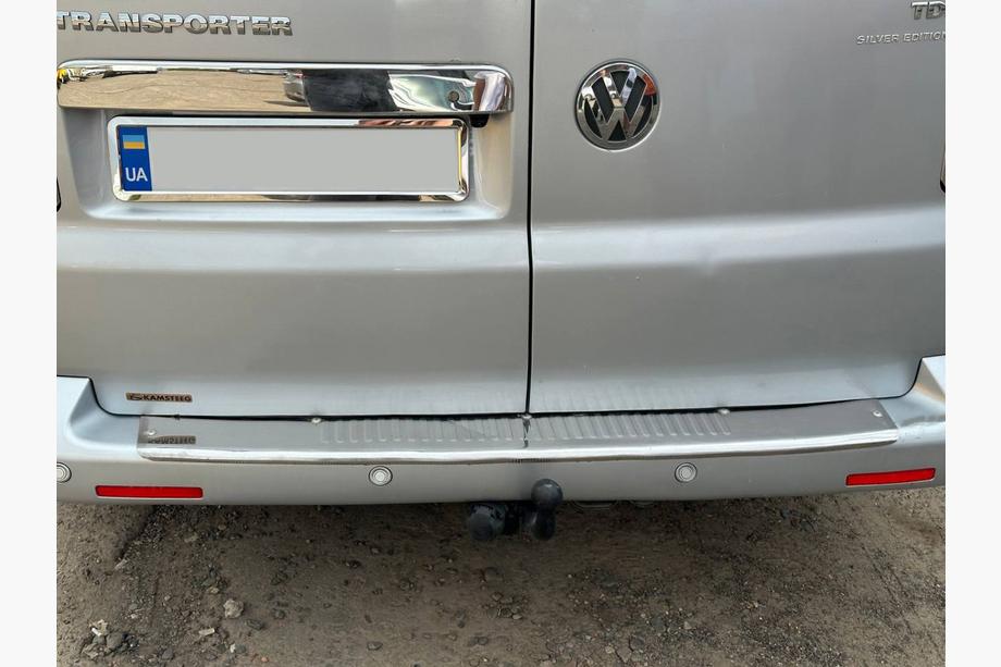 Volkswagen T5 Transporter 2003–2010 Lišta nad registrační značku pro křídlové dveře (nerez) Fotografie 8