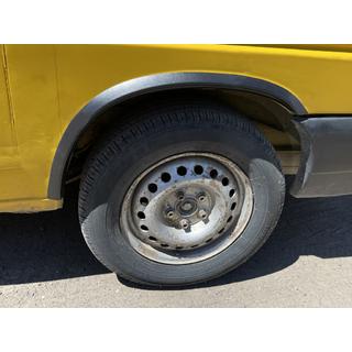 Lemy blatníků (4 ks, černé) Volkswagen T4 Transporter 1990–2003 fotografie 1
