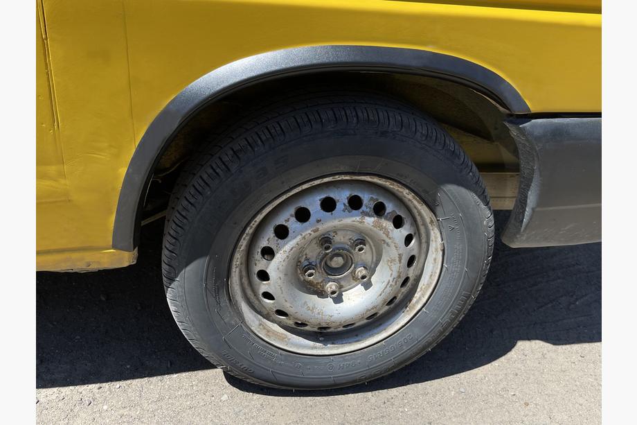 Volkswagen T4 Transporter 1990–2003 Lemy blatníků (4 ks, černé) Image