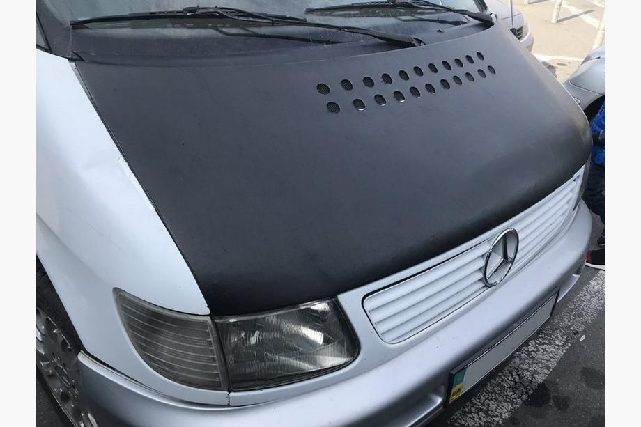 Mercedes Vito W638 1996–2003 Potah na kapotu (koženka) Fotografie 1