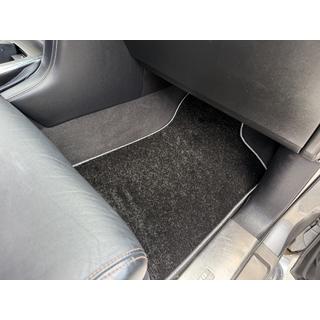 Textilní autokoberce Deluxe (3 řady, černé) fotografie 3