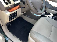 Toyota Land Cruiser Prado 120 2002–2009 Textilní autokoberce Deluxe (2 řady, černé) fotografie 1