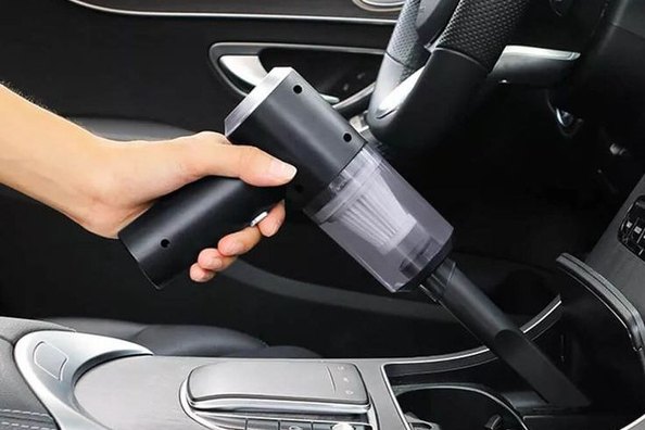 Vyplatí se koupit automobilový vysavač? Pro a proti