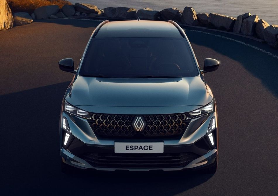 Renault Espace 2025: Přehled modernizovaného rodinného vozu