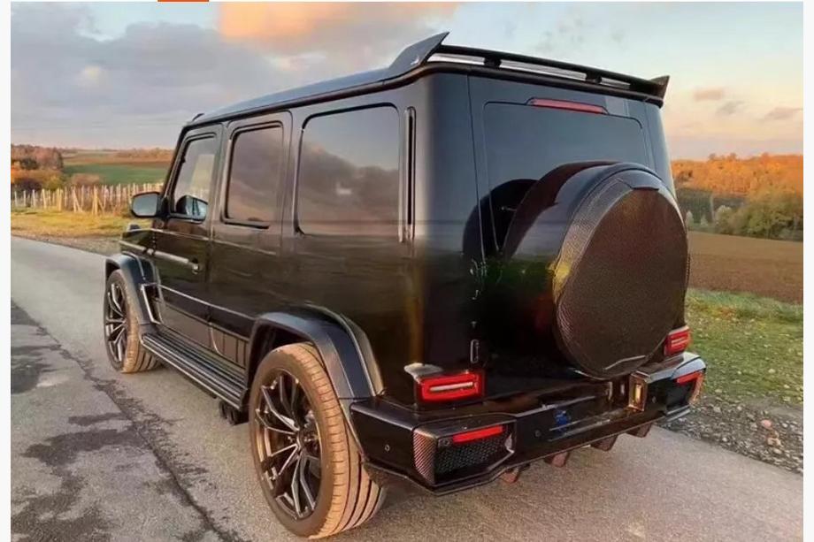 Mercedes G-Class W463 2018–2024 Difuzor zadního nárazníku V2 (pro G63 AMG, karbon) Image
