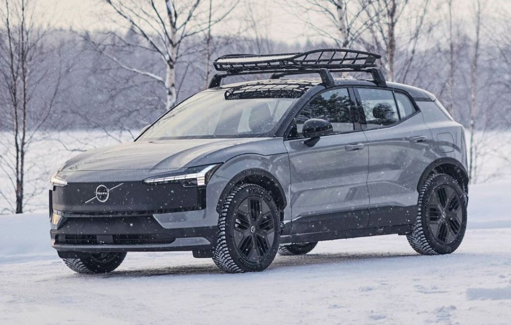 Volvo EX30 Cross Country: Přehled terénní verze elektrického crossoveru