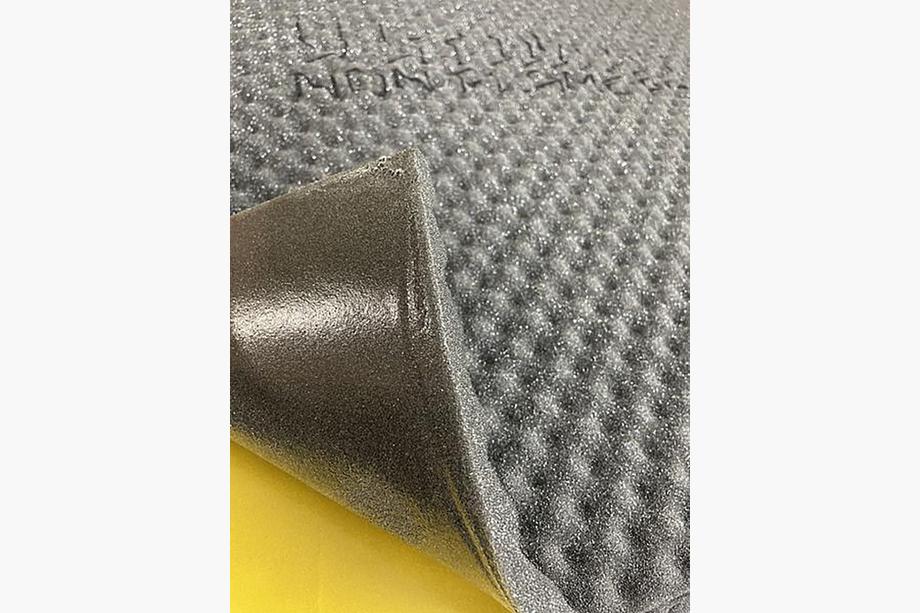 Nehořlavý zvukově pohlcující plát SQL NF 15 Non flam Foam 15 mm (75×100 cm) Fotografie 8