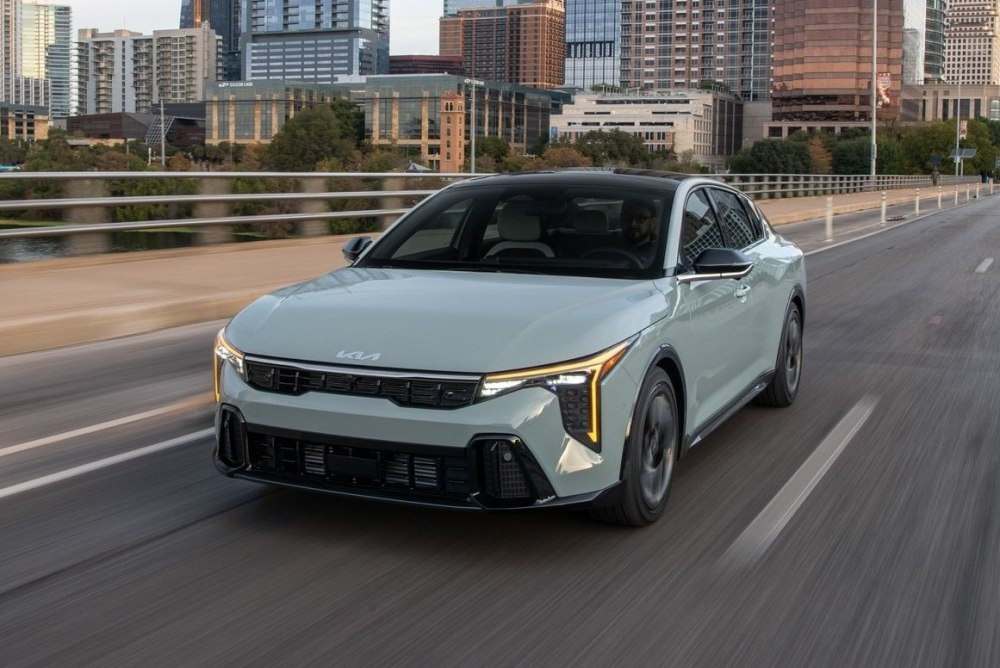 Recenze sedanu Kia K4 2024 druhé generace