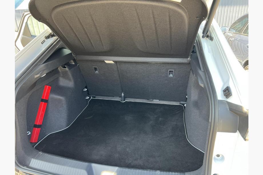 Volkswagen ID. UNYX 2024– Textilní koberec do kufru Premium (černý) Image