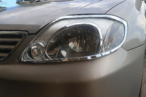 Toyota Corolla 2002–2007 Chromové kryty světlometů V1 (2002-2004, 2 ks, plast) fotografie 1