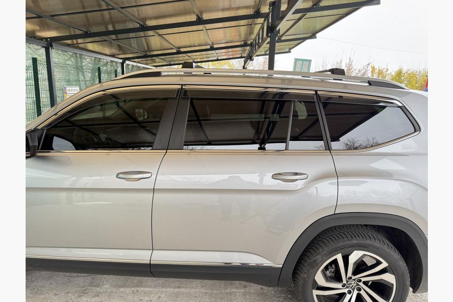 Volkswagen Atlas (Terramont) 2016– Střešní nosič (příčníky) na standardní podélníky bez zámku Flybar V1 (2 ks) do 110 cm, černá Image