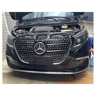 Chromová sada pro přední nárazník (2023+) Mercedes Vito/V-class W447 2014– fotografie 2