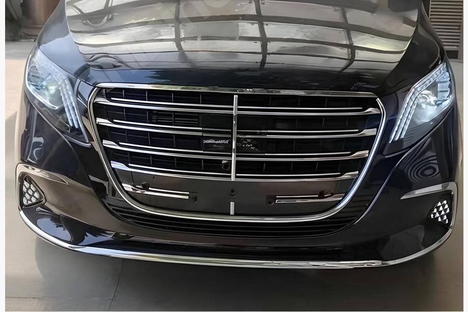 Mercedes Vito/V-class W447 2014– Chromová sada pro přední nárazník (2023+) Fotografie 3