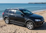 Chevrolet Captiva 2006–2019 Boční nášlapy RedLine Black (2 ks, hliník) fotografie 1