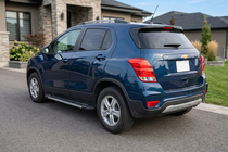 Chevrolet Trax 2012–2023 Boční prahy RedLine V1 (2 ks, hliník) fotografie 2