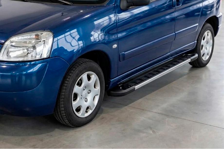 Peugeot Partner 1996–2008 Boční nášlapy RedLine V1 (2 ks, hliník) Image