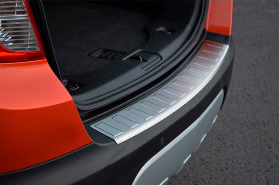 Chevrolet Trax 2012–2023 Ochranná lišta na zadní nárazník OmsaLine (nerez) Image