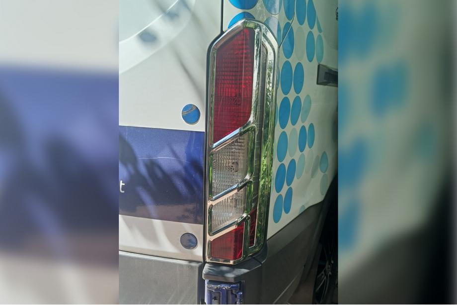 Ford Transit 2014– Kryty brzdových světel (2 ks, plast) Fotografie 2